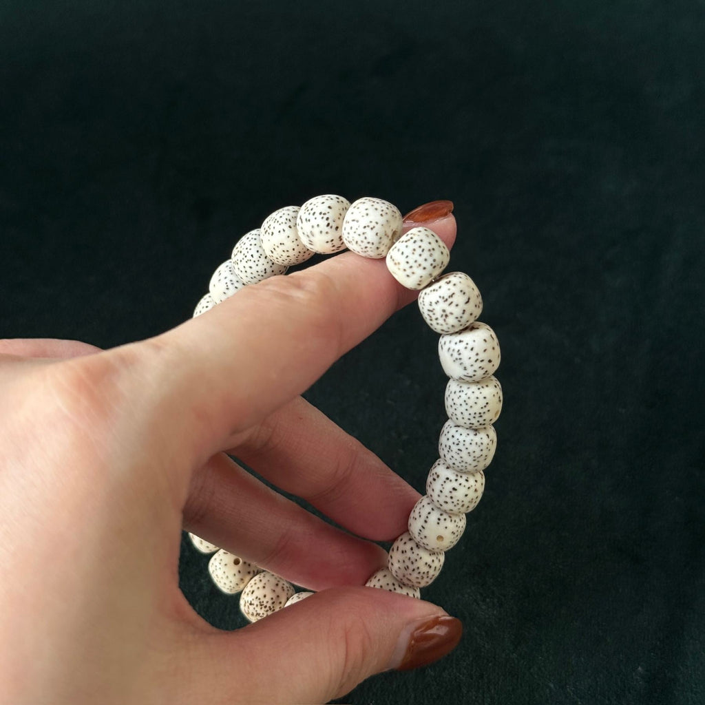 Hainan No-Pattern Star Moon Bodhi Bracelet | Barrel Beads 10mm