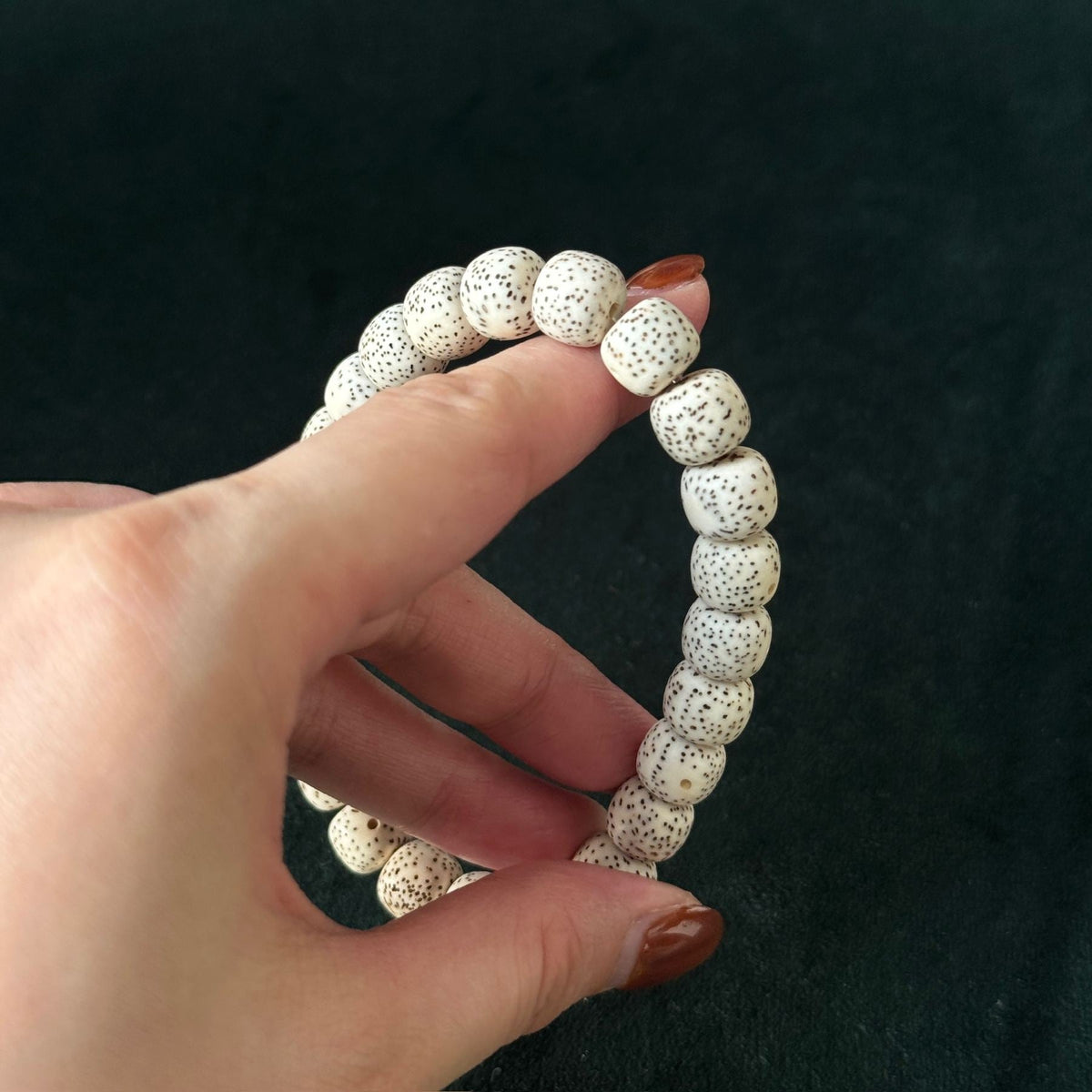 Hainan No-Pattern Star Moon Bodhi Bracelet | Barrel Beads 10mm
